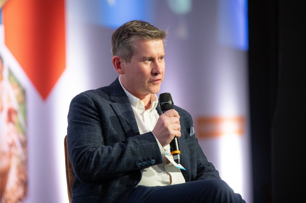CattleEye Partners with M&S to Roll Out World-First AI Welfare Monitoring Across Entire Dairy Supply